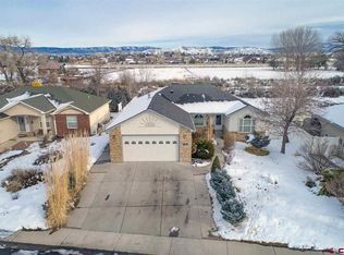 2433 Glen Haven Dr, Montrose, CO 81401