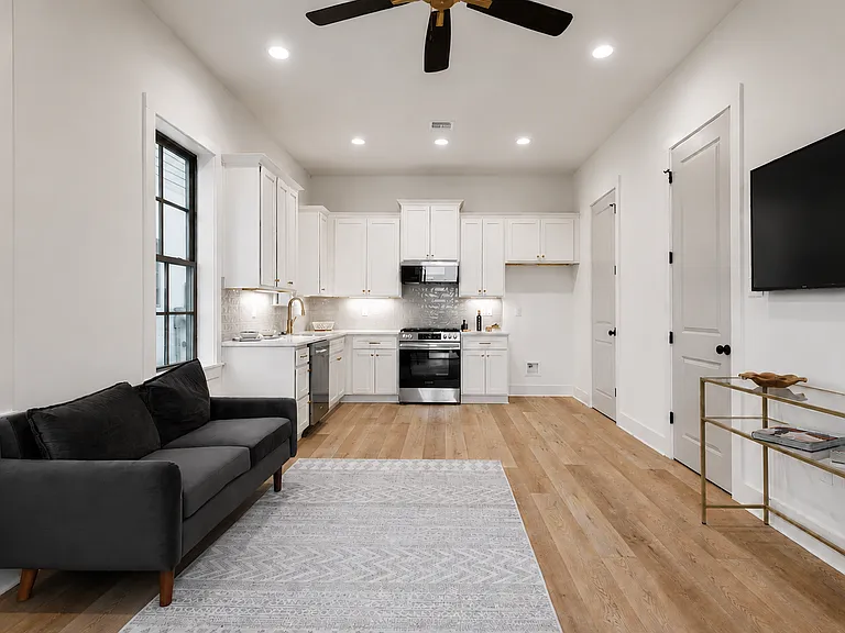 300 Sandstone Ave #4 — Photo 15
