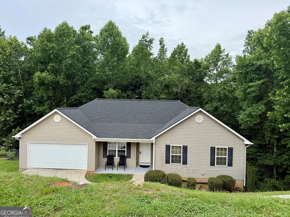 95 Mountain Overlook Dr, Cleveland, GA 30528