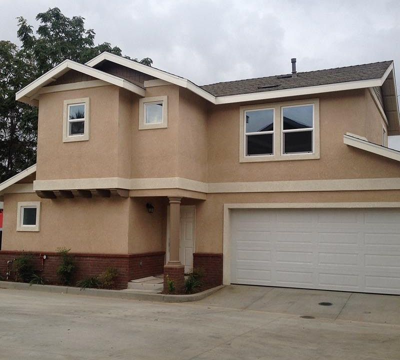 1st image of 618 E Lemon Ave