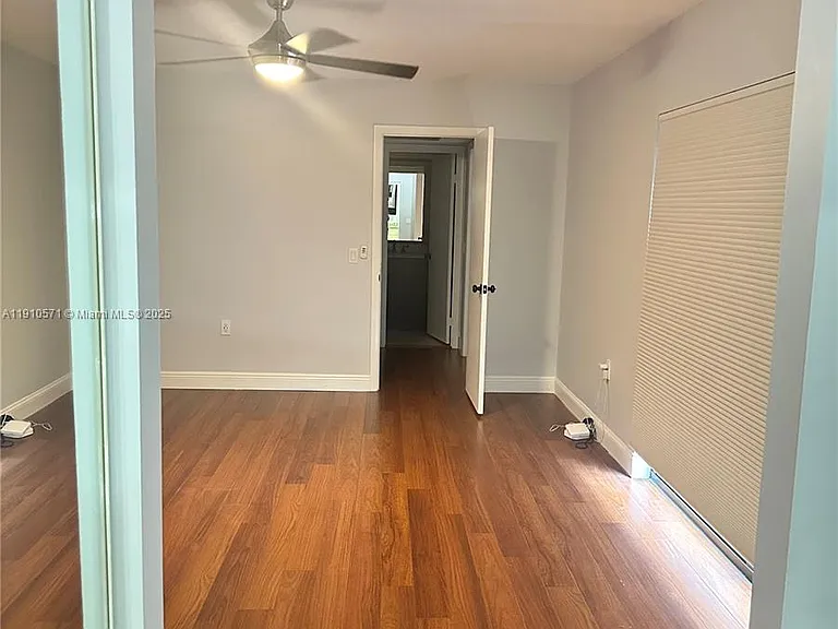 9156A SW 23rd St — Photo 6
