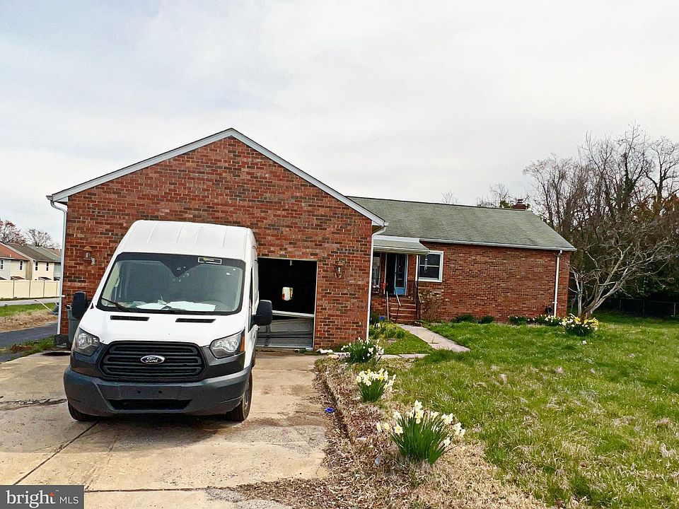 2nd image of 6032 Harristown Rd