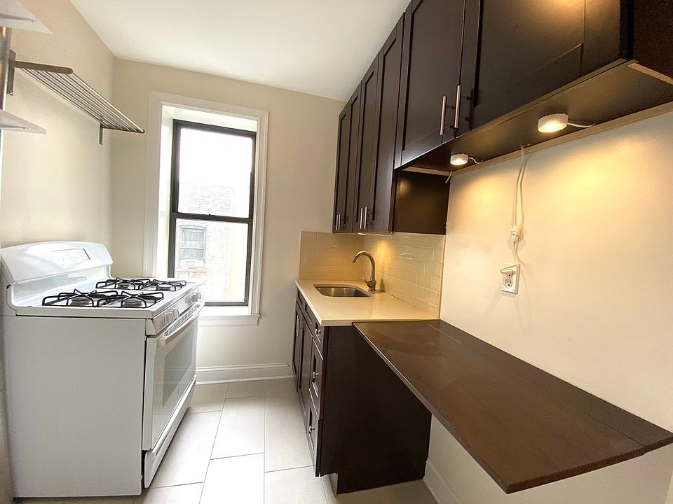 1st image of 905 43rd St #Dd