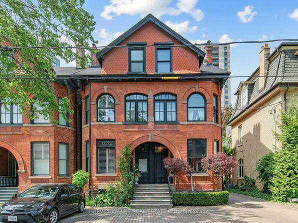 32 Bernard Ave, Toronto, ON M5R 1R2