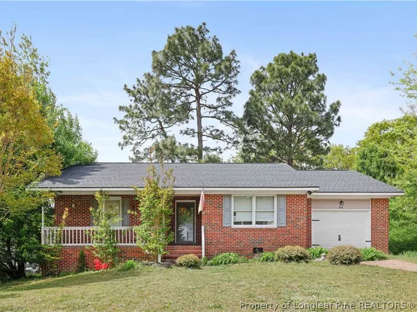 86 Londontown Dr, Spring Lake, NC 28390
