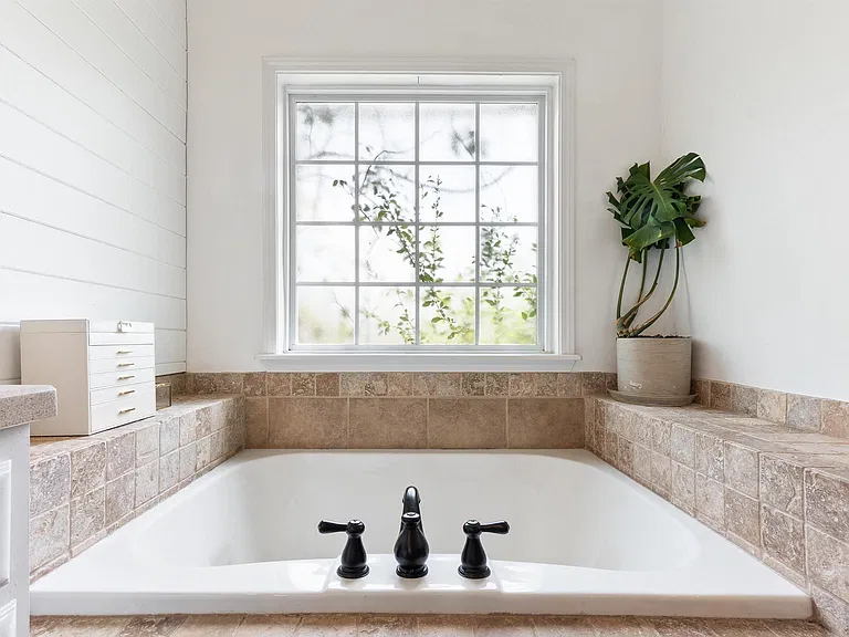 107 Hampton Meadows Dr — Photo 31