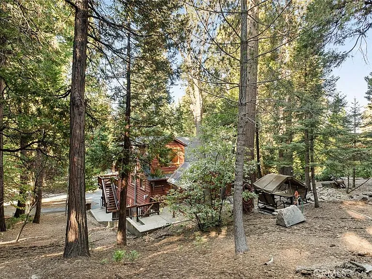 637 Crest Estates Ct — Photo 9