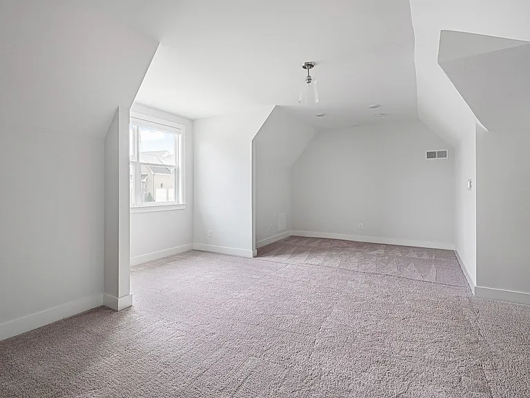 805 Regimental Dr — Photo 34