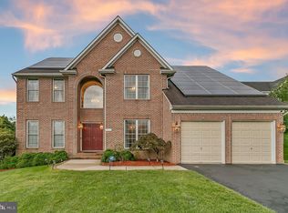 8108 Wood Point Pl, Ellicott City, MD 21043