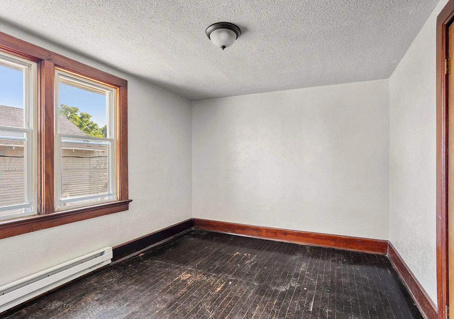 1100 N. Van Buren Street — Photo 3