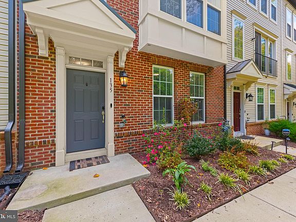 2nd image of 135 Klee Aly