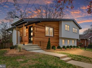487 N Pickett St, Alexandria, VA 22304