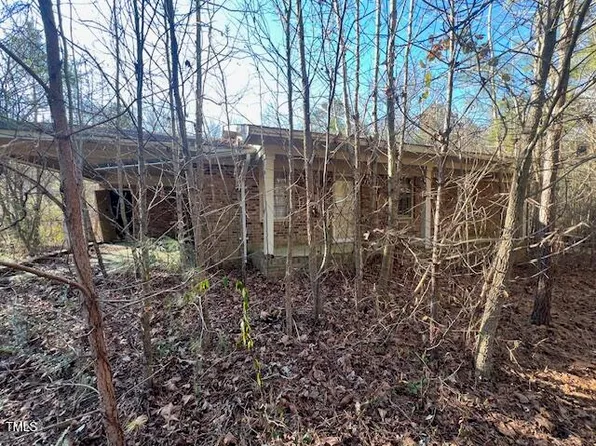 291 Knight Rd, Broadway, NC 27505