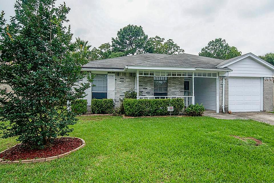 1st image of 12631 Hickory Bend Dr