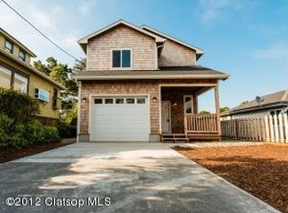 340 8th Ave, Seaside, OR 97138