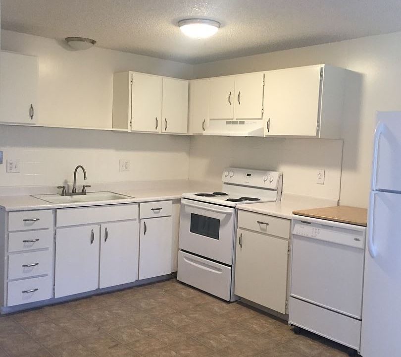 1st image of 3633 S 900 E APT 27