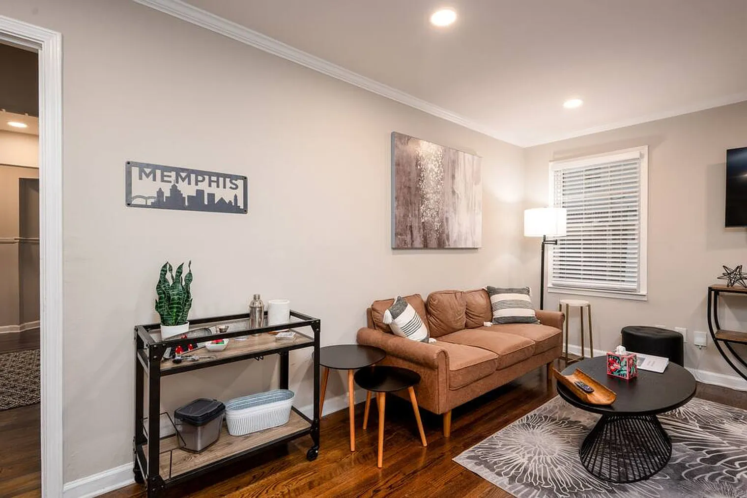4 bed, 2.0 bath, $2,720 — Photo 2