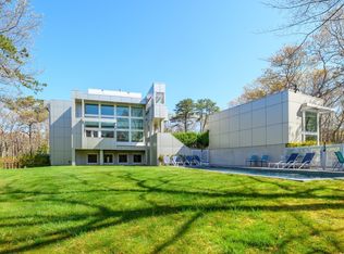 454 Broadway, Southampton, NY 11968