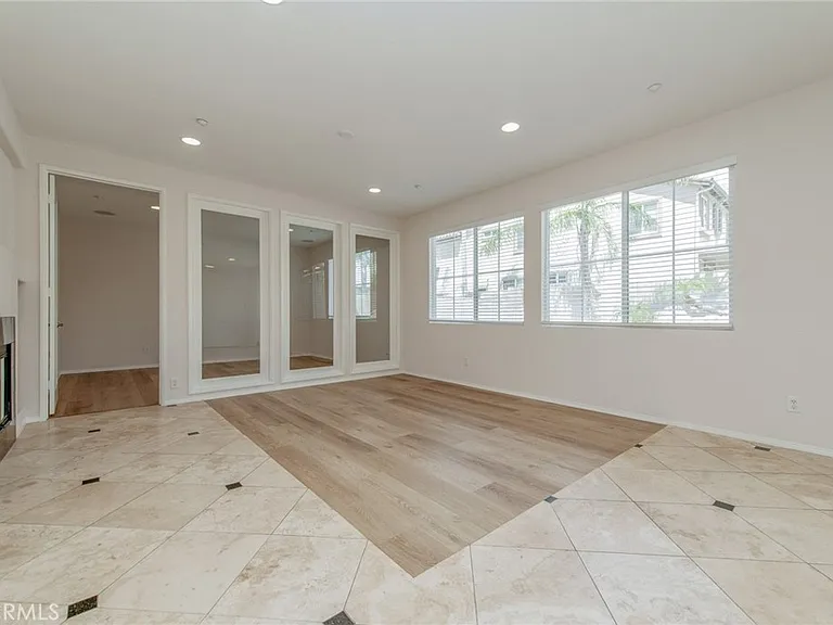 16432 Landmark Dr — Photo 9