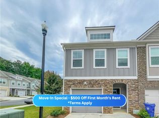 6423 Shalks Crossing Dr, Lithonia, GA 30058