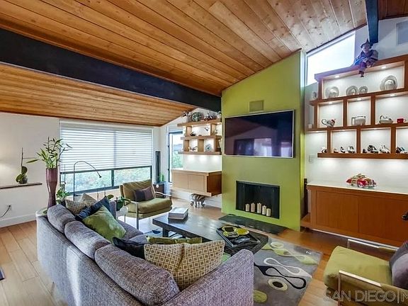 3rd image of 509 S Sierra Ave S #1