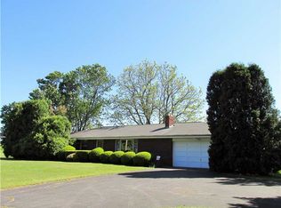 513 Mercer Rd, Slippery Rock, PA 16057