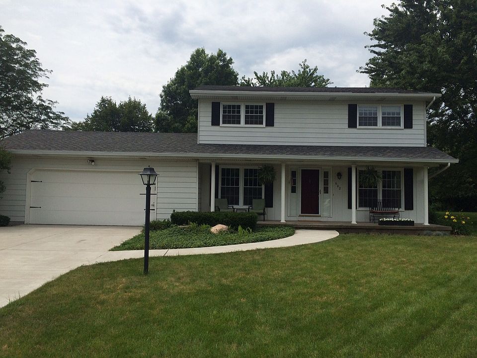 1st image of 602 Savoy Pl