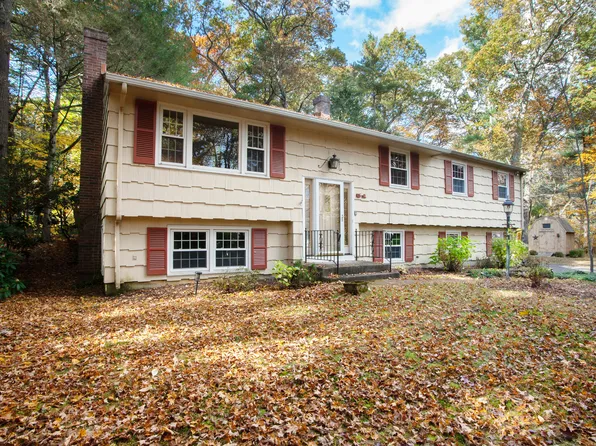 51 Pine Glen Road, Simsbury, CT 06070