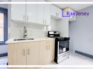 34 Mapes Ave FLOOR 3, Newark, NJ 07112