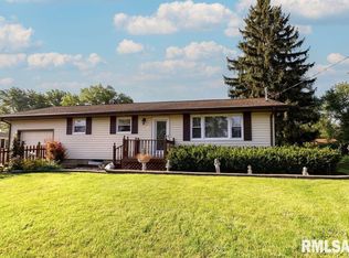 116 N Behrens Ave, Washington, IL