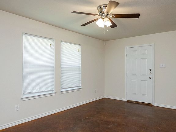 2nd image of 3955 Alamo Ave