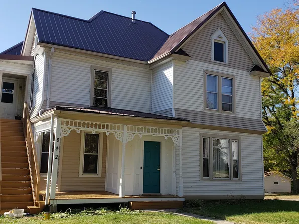 842 Keep St #2, Darlington, WI 53530