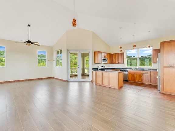 3rd image of 25 Calle Cielo