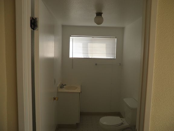 2nd image of 1311 N Avenue 56 #B