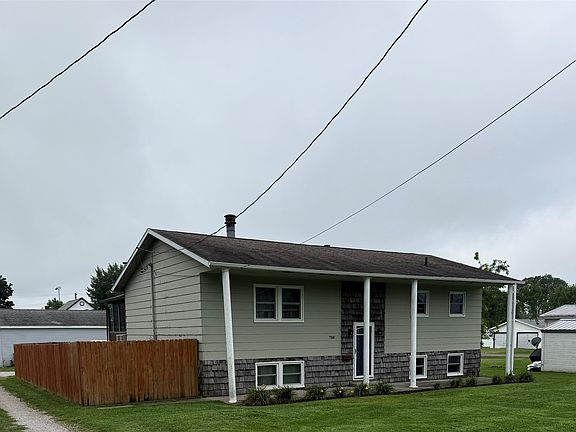 5th image of 708 E 11th St