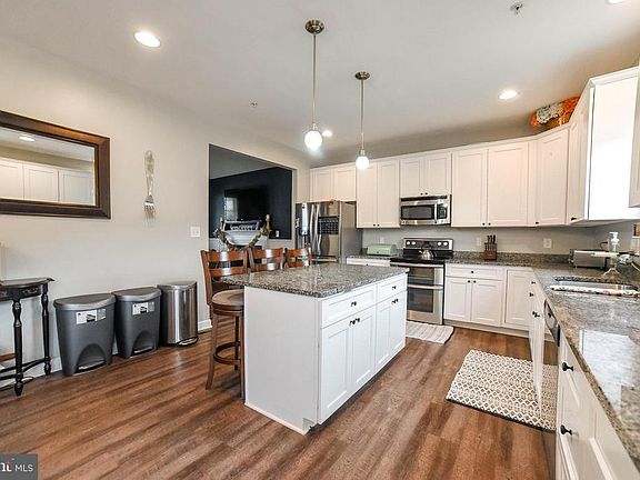 4th image of 20940 Branchwood Ct