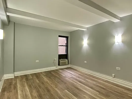 Rented by Tourma Realty LLC | media 5