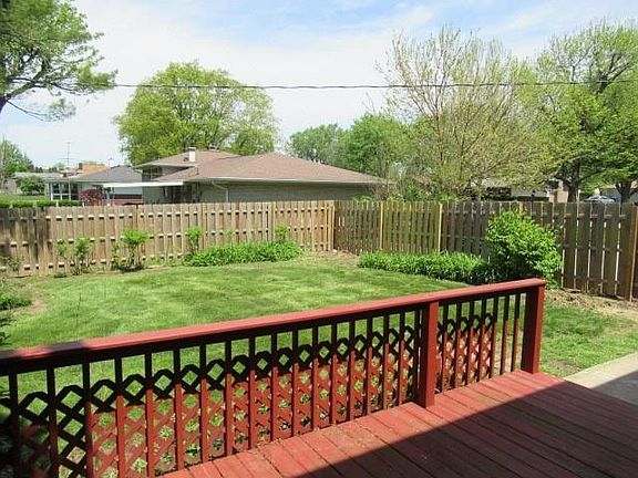 5th image of 6328 E 52nd Pl
