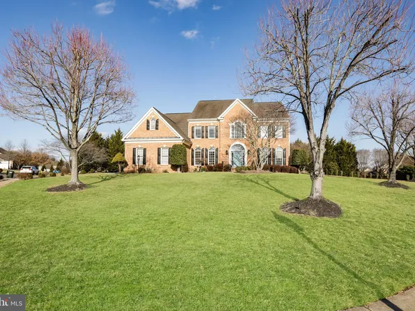 5557 Roan Chapel Dr, Haymarket, VA 20169