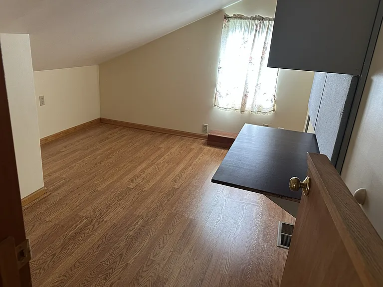 928 Tree Trunk Rd — Photo 19