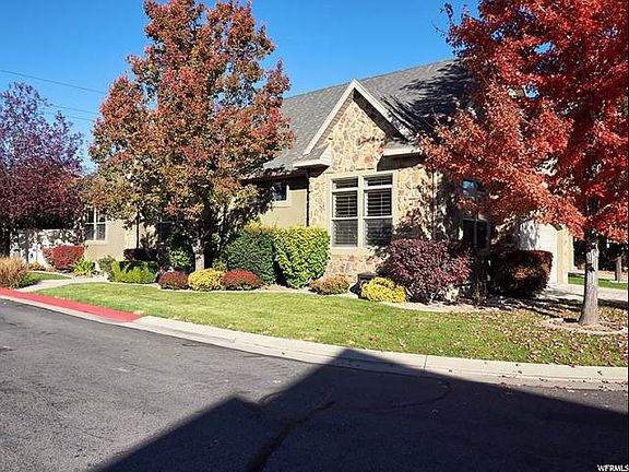 2nd image of 909 E Montana Vista Ln