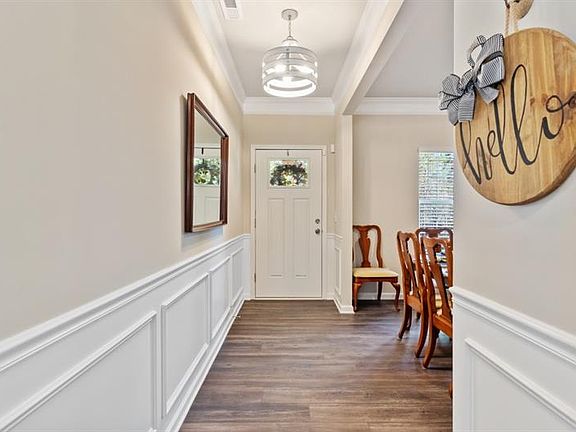 4th image of 49 Ravencroft Dr