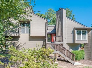 2220 Rock Ridge Rd, Marietta, GA 30062
