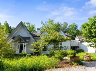 8926 W Warren Woods Rd, Lakeside, MI 49116