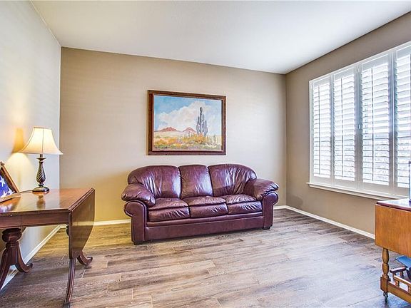 4th image of 3616 Marquette Dr