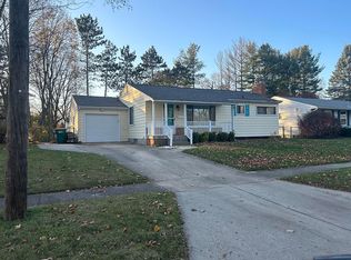 413 Dale St, Flushing, MI 48433