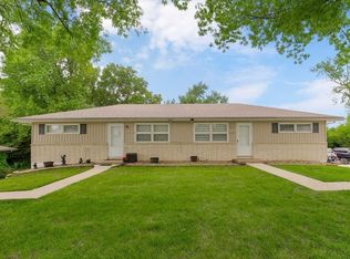 1218 N 64th Dr, Kansas City, KS 66102