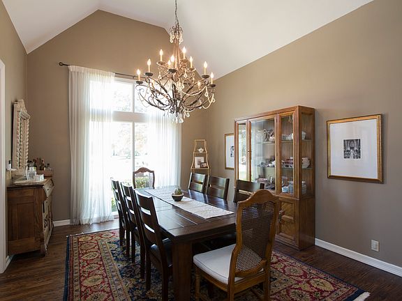 Formal Dining has High Ceilings