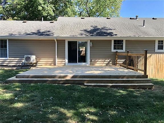 5th image of 3404 N 37th Ter