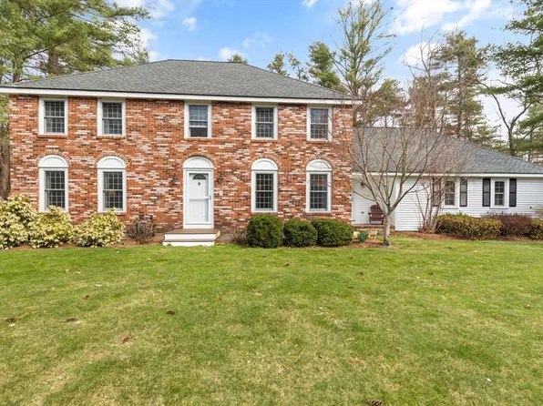 20 Paquawket Path, Groton, MA 01450